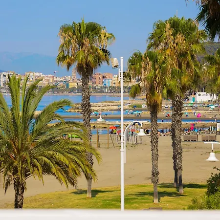 Seafront - Pedregalejo Apartment Málaga