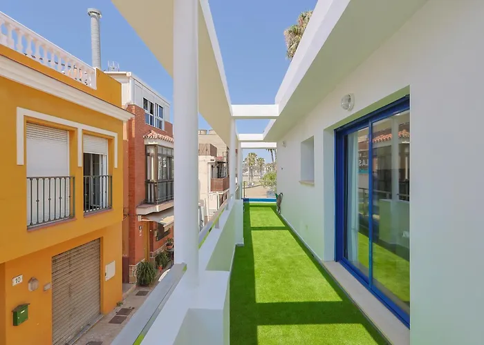 Seafront - Pedregalejo Apartment Málaga